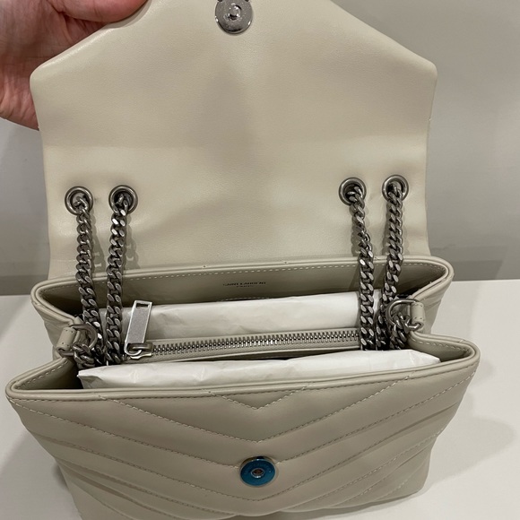 YSL Small Loulou - Picture 8 of 10